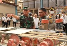 Dandim 0402/OKI Dampingi Pangdam II/Sriwijaya Kunjungi PT. Arwana Citra Mulia