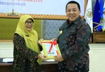 BPK Serahkan LHP Semester II Tahun 2022 ke Gubernur Lampung