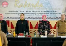 Buka Rakerda Dekranasda, Riana Sari Arinal Ajak Peserta Maknai Semangat Bersinergi Kembangkan Kerajinan Lampung