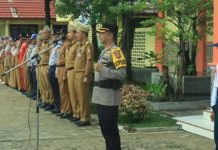 Kapolres Tubaba Pimpin Upacara Bendera di SMPN 6 Tulang Bawang Barat