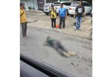 Korban Kecelakaan Terkapar Ditengah Jalan, Kompol Dr. Iksan Bergegas Menolong
