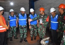 Kasiter Kasrem 043/Gatam Dampingi Waaster Kasad Bidang Ren Dan Puanter Brigjen TNI Terry Tresna Purnama Kunjungi PLTU Sebalang