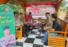 Bhabinkamtibmas Polsek Cengal Adakan Giat Jumat Curhat