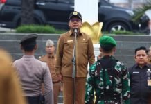 Mingrum Gumay Jadi Inspektur Upacara Bulanan Bersama Forkopimda Provinsi Lampung