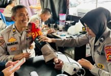 Tim Dokkes Polda Sumsel dan Jajaran Lakukan Patroli Sambang TPS, Berikan Layanan Kesehatan Petugas