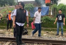 KA Lokomotif Tabrak Pengendara Motor Siswa SMPN, 1 Orang Tewas di TKP