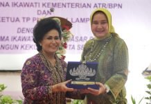 Nanny Hadi Tjahjanto Bersama Riana Sari Arinal Hadiri Pertemuan Ikawati