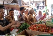 Sekda PALI Bersama Satgas Sidak ke Pasar Inpres Pendopo