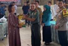 Kodim 0402/OKI Hadir Bantu Masyarakat Lewat Operasi Pasar Murah