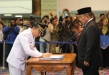 Gubernur Arinal Lantik dan Ambil Sumpah Jabatan Marindo Kurniawan Sebagai Pj. Bupati Pringsewu
