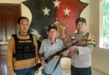 Warga Kandis Secara Sukarela Serahkan Sepucuk Senpira ke Polsek Pampangan