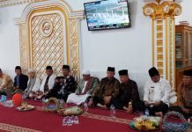 Bersama Warga, Pj. Bupati Kerinci Peringati Isra Mi’raj di Masjid Raya Koto Tuo Ujung Pasir