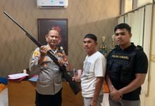 2 Pucuk Senpira Laras Panjang Diterima Polsek Kayuagung