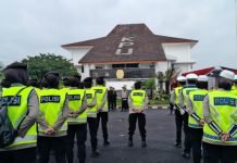 Polda Sumsel Amankan Kantor KPU Sumatera Selatan
