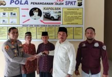 Kades Pulau Geronggang Datangi Polsek Pedamaran Timur, Serahkan Senpira dari Warga