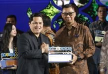 PLN Jadi Best of The Best Communications dengan 12 Penghargaan dari Menteri BUMN di Ajang BCOMSS 2024