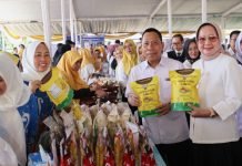 Riana Sari Arinal Buka Bazar UMKM dan Pasar Murah Lampung Berjaya