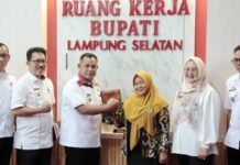 Bupati Nanang Ermanto Terima Audiensi Pimpinan Cabang Pembantu Bulog Lamsel