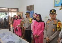 Kapolda Lampung Melayat ke Rumah Duka Nakes Meninggal Saat Tugas Operasi Ketupat Krakatau
