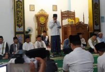 Pj. Bupati Kerinci Akhiri Safari Ramadhan 1445 Hijriah di Masjid Nurul Iman
