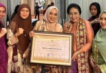 Raden Ayu Amrina Rosyada Raih Penghargaan dari Kementerian PPPA RI