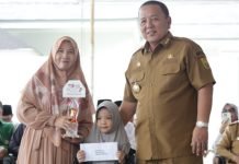 Gubernur Arinal Serahkan Hadiah Pemenang Lomba Ramadan Kareem 1445 Hijriah
