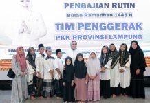 Ibu Riana Sari Arinal Bersama Jajaran TP PKK Lampung Ikuti Pengajian Rutin Bulan Ramadhan
