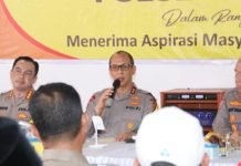 Gelar Jumat Curhat, Kapolda Sumsel Hadir Langsung di Mako Polsek Plaju