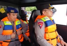 Kapolda Lampung Instruksikan Tim Rescue dan Patroli Perairan Untuk Pengamanan WSL Krui Pro 2024