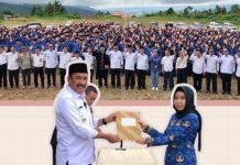 Asraf Serahkan SK PPPK Pemkab Kerinci Formasi 2023
