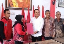 Ambil Formulir Sebagai Cawabup Ogan Ilir, Kunyadi Siap Lahir Batin