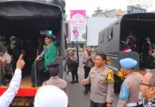 Aksi Solidaritas Berlangsung Damai, Dua Truk Dalmas Polresta Bandar Lampung Bantu Antar Massa Kembali Pulang