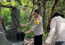 Sambut HUT Bhayangkara ke-78, Polres OKI Buat Sumur di Desa Sungai Sodong