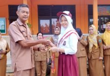 Kepala SDN 3 Way Urang Apresiasi Siswi Kelas 6 Raih Emas Saburai Cup XV 2024