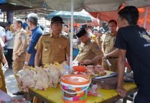 Pj. Bupati Asmar Pastikan Stok Bahan Pokok Aman Jelang Idul Adha