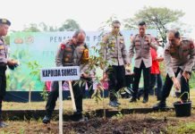 Bakti Lingkungan Hari Bhayangkara, Polda Sumsel Tanam 57.489 Bibit Pohon dan Tebar 2.000 Bibit Ikan Nila