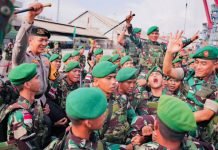 Kapolda Sumsel Hadiri Upacara Pemberangkatan Satgas Pamtas Pasukan Yonif 141/AYJP oleh Panglima Kodam II/Sriwijaya