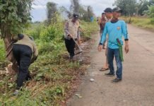 Bhabinkamtibmas Polsek Tulang Bawang Tengah Ajak Gotong Royong Warga Binaannya