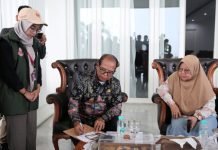 Petugas Pantarlih Lakukan Coklit Data Pemilih Pilkada ke Pj. Gubernur Samsudin dan Istri