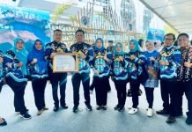 M. Firsada Terima Penghargaan Satya Lencana Bhakti Inovasi Desa dari Menteri Desa