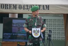 Pimpin Apel Gelar Pasukan Pengamanan Pilkada Serentak 2024, Danrem 043/Gatam Cek Kesiapan Anggota