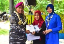 Dankormar Berikan Paket Sembako Kepada Warga Pulau Tegal