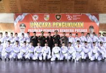 M. Firsada Kukuhkan 32 Anggota Paskibraka Tubaba Tahun 2024