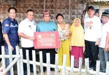 Nanang Ermanto Gulirkan Bantuan Bedah Rumah Kepada 3 Warga di Kecamatan Penengahan