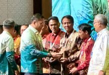 PSR di OKI Terluas se-Indonesia, Pj. Bupati Asmar Wijaya Terima Anugerah Perkebunan