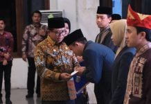 Harapkan Prestasi Gemilang, Pj. Gubernur Lampung Lepas Kafilah Untuk MTQ Nasional 2024