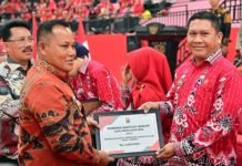 4.995 Guru Honor Full Senyum, Terima Insentif dari Bupati Lampung Selatan