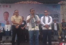 Disaksikan Ribuan Massa, Paslon Romi-Sudirman Kukuhkan Tim Pemenangan di Kerinci