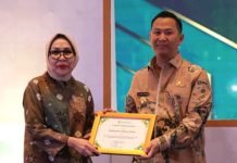 Dukung Pengembangan Named dan Nakes Lewat APBD, Pj. Bupati Muara Enim Terima Penghargaan dari Kemenkes RI