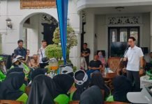 Disambut Antusias Warga SP Padang, Muchendi Beberkan Program Unggulan